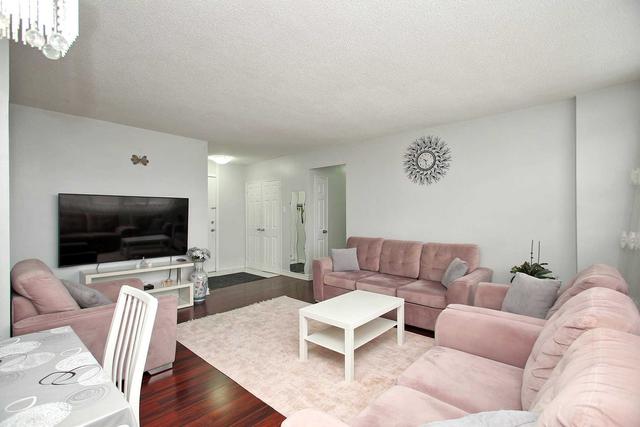 909 - 80 Grandravine Dr, Condo with 3 bedrooms, 2 bathrooms and 1 parking in North York ON | Image 23