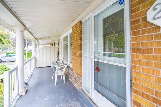 MAIN - 29 Telco Cres, House semidetached with 3 bedrooms, 1 bathrooms and 1 parking in North York ON | Image 12