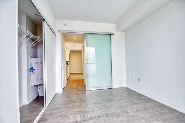1630 - 251 Jarvis St, Condo with 2 bedrooms, 2 bathrooms and 0 parking in Toronto ON | Image 8
