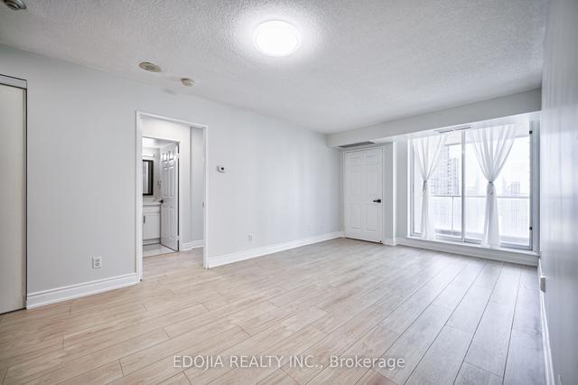 PH208 - 35 Empress Ave, Condo with 2 bedrooms, 2 bathrooms and 1 parking in North York ON | Image 24