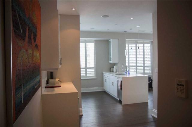 909 - 102 Bloor St W, Condo with 1 bedrooms, 1 bathrooms and null parking in Toronto ON | Image 3