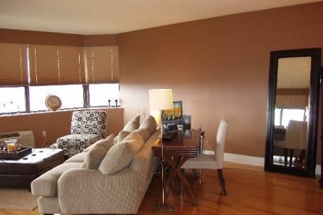 PH-2 - 121 Ling Rd, Condo with 2 bedrooms, 2 bathrooms and 2 parking in Scarborough ON | Image 4
