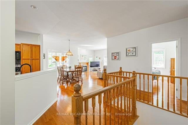 11 - 212 Stonehenge Dr, Townhouse with 2 bedrooms, 3 bathrooms and 4 parking in Hamilton ON | Image 33