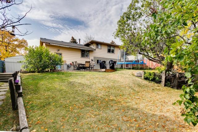 1410 Hunterbrook Rd Nw, House detached with 4 bedrooms, 1 bathrooms and 2 parking in Calgary AB | Image 44
