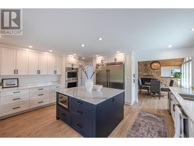 21815 Garnet Valley Rd, Home with 7 bedrooms, 3 bathrooms and 2 parking in Summerland BC | Image 4