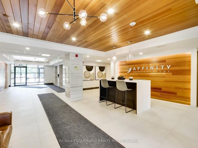 310 - 320 Plains Rd E, Condo with 2 bedrooms, 2 bathrooms and 1 parking in Burlington ON | Image 23