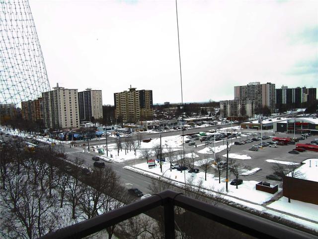 909 - 180 Markham Rd, Condo with 3 bedrooms, 2 bathrooms and 1 parking in Scarborough ON | Image 14