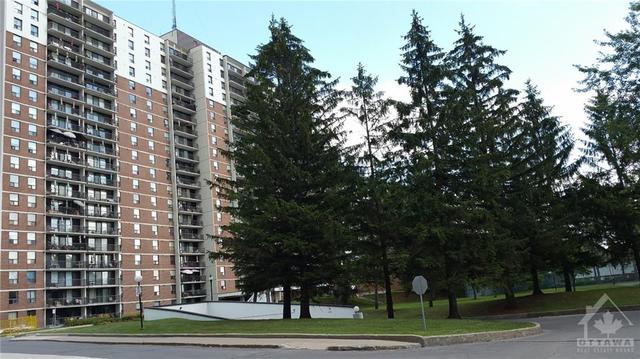 2108 - 665 Bathgate Dr, Condo with 2 bedrooms, 1 bathrooms and 1 parking in Ottawa ON | Image 1