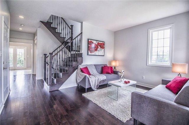 9 Kayak Cres, House detached with 4 bedrooms, 4 bathrooms and 2 parking in Scarborough ON | Image 4