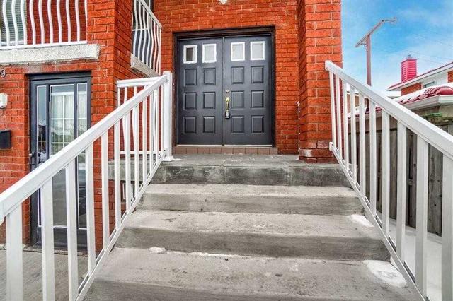MAIN - 199 Paisley Blvd W, House detached with 3 bedrooms, 2 bathrooms and 4 parking in Mississauga ON | Image 3