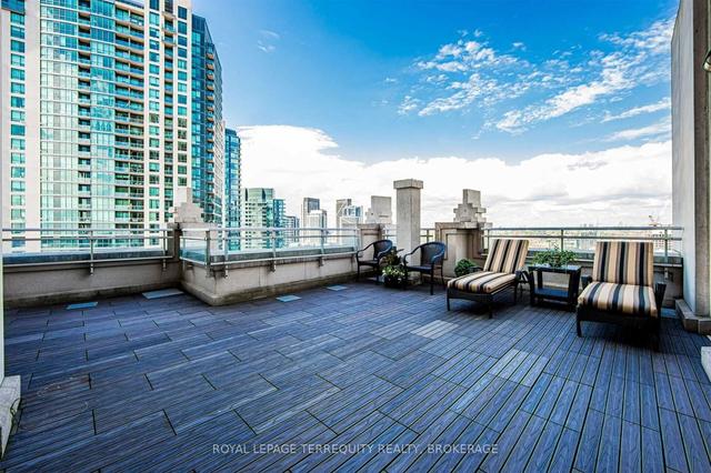 2001 - 628 Fleet St, Condo with 2 bedrooms, 2 bathrooms and 1 parking in Toronto ON | Image 27