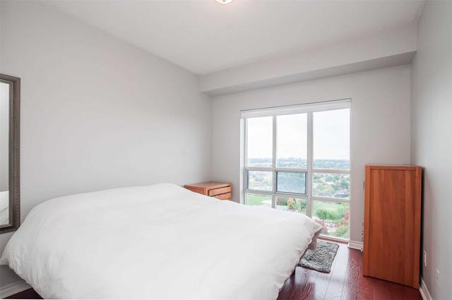 PH03 - 8 Mondeo Dr, Condo with 1 bedrooms, 1 bathrooms and 1 parking in Scarborough ON | Image 8