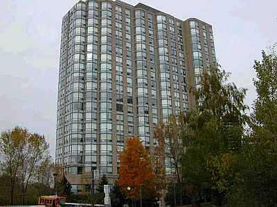 001 - 1 Hickory Tree Rd, Condo with 1 bedrooms, 1 bathrooms and 1 parking in York ON | Image 1