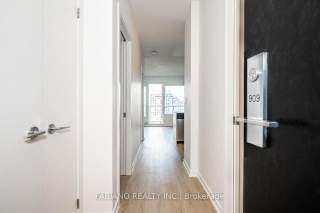 909 - 59 E Liberty St, Condo with 1 bedrooms, 1 bathrooms and 1 parking in Toronto ON | Image 34