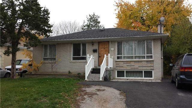 MAIN - 406 Becker Rd, House detached with 3 bedrooms, 1 bathrooms and 2 parking in Richmond Hill ON | Image 1