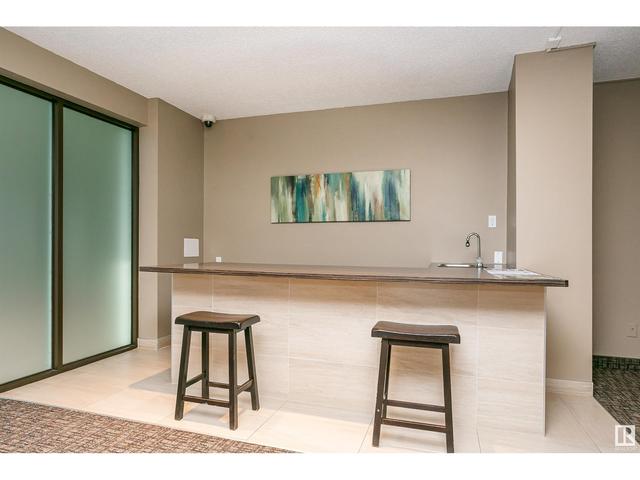1001 - 9808 103 St Nw, Condo with 2 bedrooms, 2 bathrooms and 2 parking in Edmonton AB | Image 57
