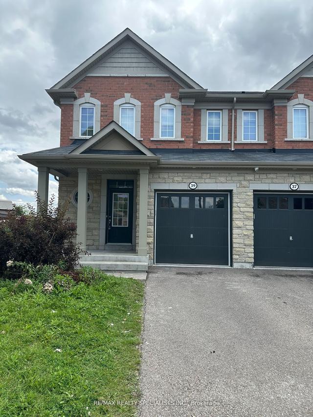 39 Sussexvale Dr, House semidetached with 3 bedrooms, 3 bathrooms and 2 parking in Brampton ON | Image 11