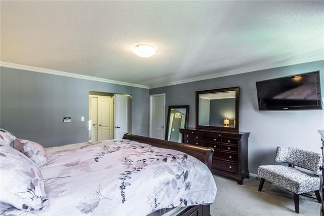 MAIN2ND - 737 Boughton Cres, House detached with 5 bedrooms, 2 bathrooms and 4 parking in Milton ON | Image 30