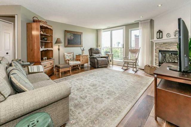 50 Blue Springs Dr, Condo with 2 bedrooms, 2 bathrooms and 4 parking in Waterloo ON | Image 3