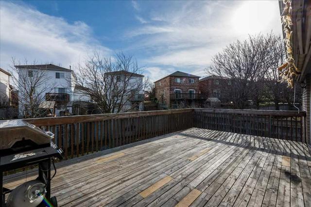 9 Kestrel Crt, House detached with 2 bedrooms, 3 bathrooms and 6 parking in Barrie ON | Image 7