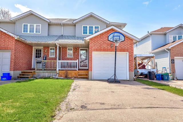 9 Highbrook St, House semidetached with 3 bedrooms, 2 bathrooms and 2 parking in Kitchener ON | Image 1