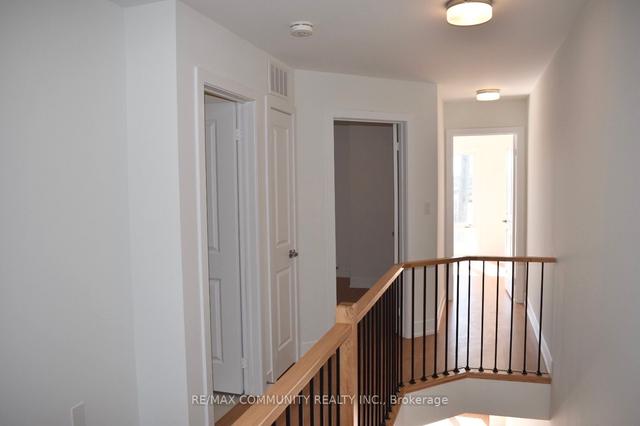 0015 - 8 1553 Midland Ave, House attached with 4 bedrooms, 4 bathrooms and 2 parking in Toronto ON | Image 2