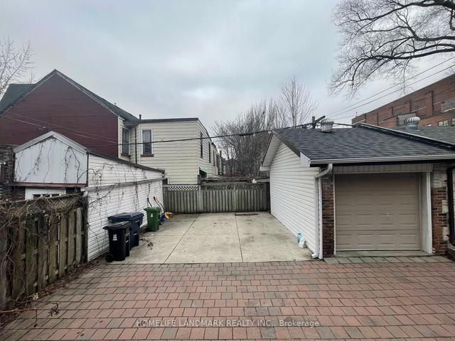 MAIN - 40 Rusholme Dr, House detached with 2 bedrooms, 1 bathrooms and 1 parking in Toronto ON | Image 10