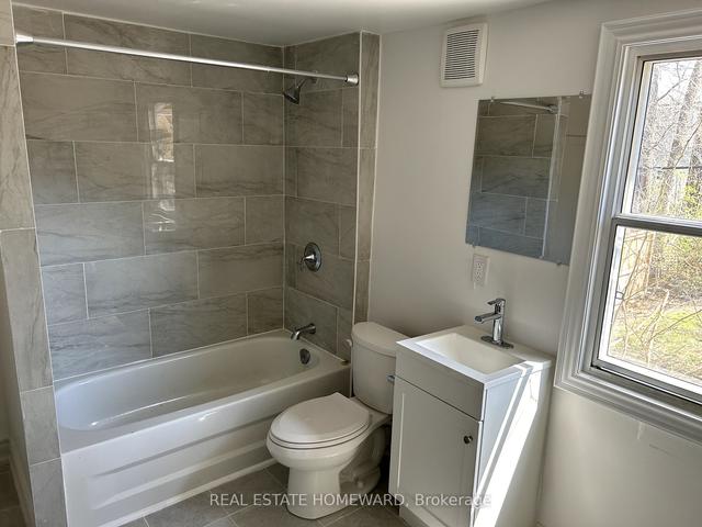 MAIN - 1295 Gerrard St E, Condo with 2 bedrooms, 1 bathrooms and 1 parking in Toronto ON | Image 10