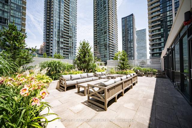 1710 - 4085 Parkside Village Dr, Condo with 1 bedrooms, 1 bathrooms and 1 parking in Mississauga ON | Image 31