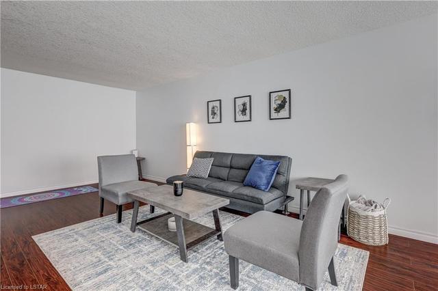 405 - 570 Proudfoot Lane, House attached with 2 bedrooms, 1 bathrooms and 1 parking in London ON | Image 14