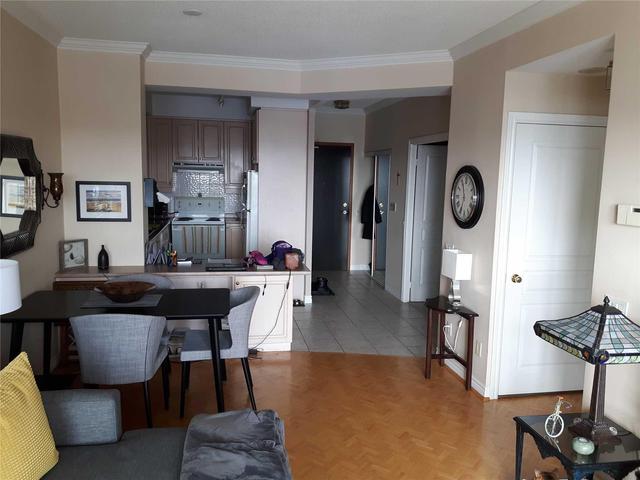 909 - 1 Belvedere Crt, Condo with 1 bedrooms, 1 bathrooms and 1 parking in Brampton ON | Image 2