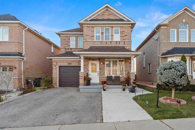 MAIN - 3259 Scotch Pine Gate, House detached with 3 bedrooms, 3 bathrooms and 3 parking in Mississauga ON | Image 1