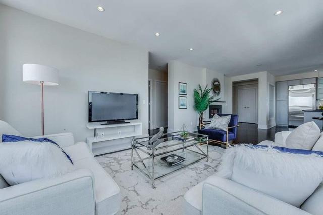 PH2 - 120 Homewood Ave, Condo with 2 bedrooms, 2 bathrooms and 2 parking in Toronto ON | Image 5