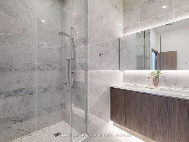 PH02 - 17 Bathurst St, Condo with 3 bedrooms, 3 bathrooms and 2 parking in Toronto ON | Image 9