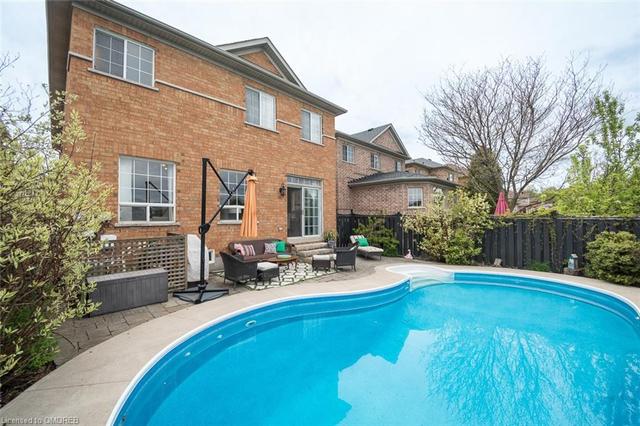 166 Manley Lane, House detached with 4 bedrooms, 3 bathrooms and 4 parking in Milton ON | Image 33