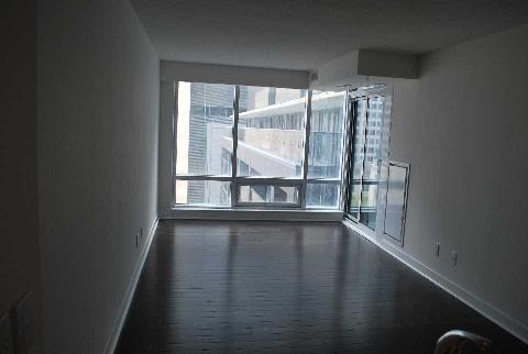 909 - 295 Adelaide St W, Condo with 1 bedrooms, 1 bathrooms and null parking in Toronto ON | Image 14