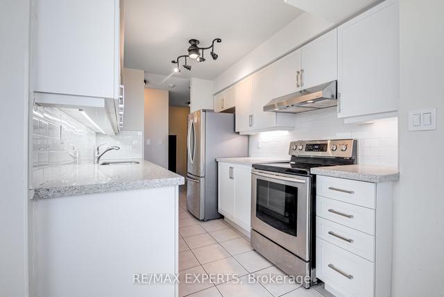 708 - 3 Rean Dr, Condo with 2 bedrooms, 2 bathrooms and 1 parking in North York ON | Image 22