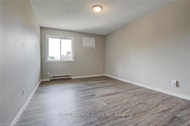 301 - 2230 Trafalgar St, Condo with 3 bedrooms, 2 bathrooms and 1 parking in London ON | Image 11