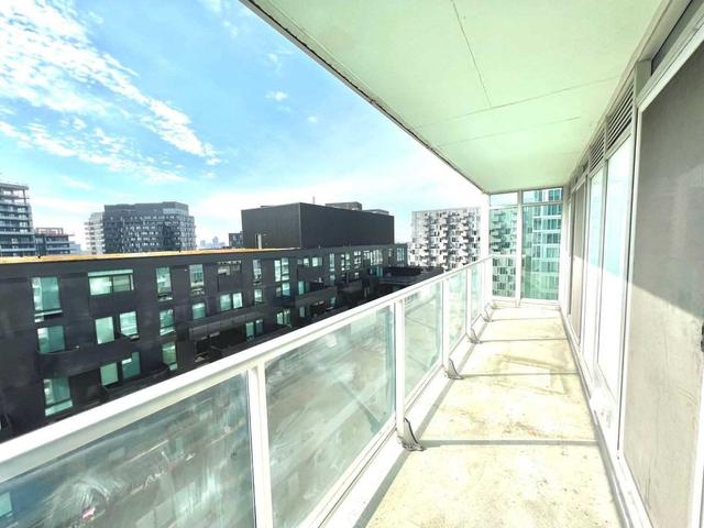 909E - 555 Wilson Ave, Condo with 2 bedrooms, 2 bathrooms and 1 parking in North York ON | Image 11