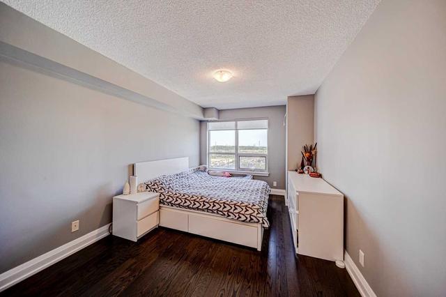 PH15 - 370 Highway 7, Condo with 3 bedrooms, 3 bathrooms and 1 parking in Richmond Hill ON | Image 7