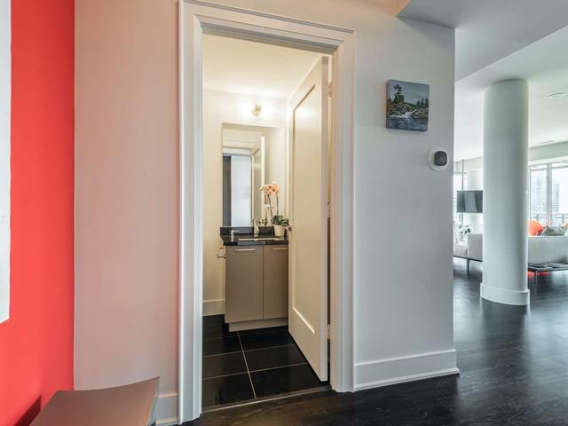 PH1705 - 78 Tecumseth St, Condo with 2 bedrooms, 3 bathrooms and 2 parking in Toronto ON | Image 23