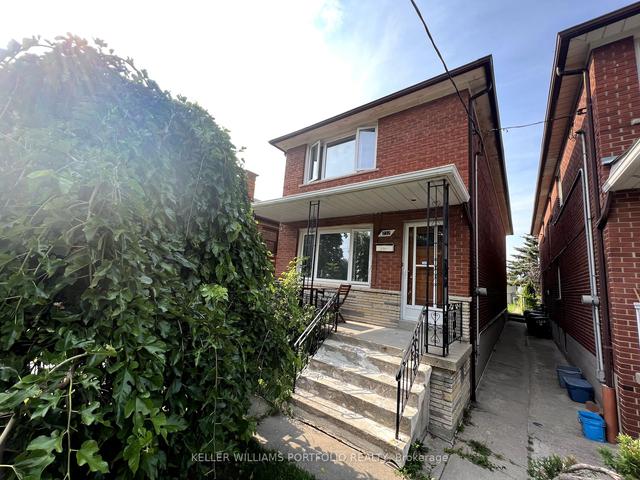 MAIN - 232 Ryding Ave, House detached with 2 bedrooms, 1 bathrooms and 0 parking in Toronto ON | Image 1
