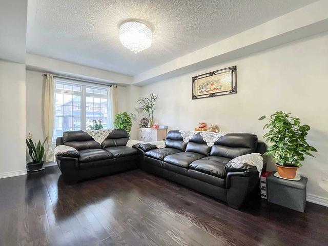 9 Hyacinth St, House attached with 4 bedrooms, 3 bathrooms and 2 parking in Markham ON | Image 26