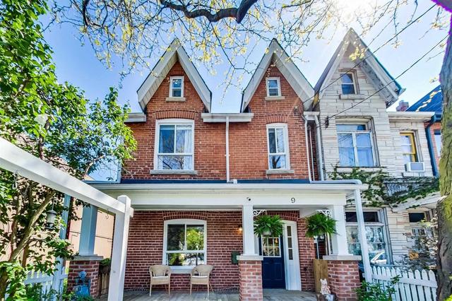 9 Hook Ave, House semidetached with 4 bedrooms, 2 bathrooms and 2 parking in Toronto ON | Image 1