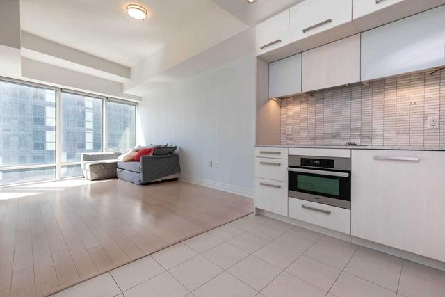 909 - 8 The Espl, Condo with 1 bedrooms, 2 bathrooms and 0 parking in Toronto ON | Image 21
