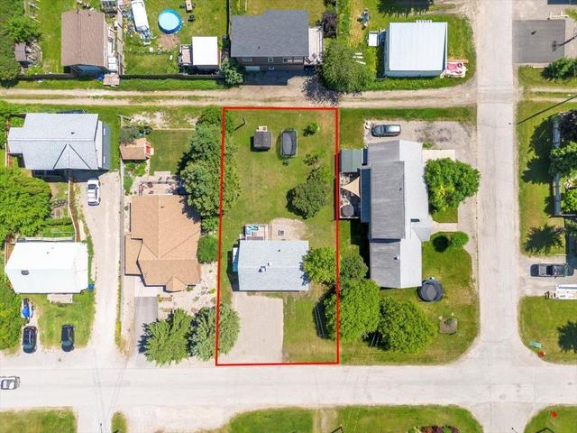 1022 10th Ave, House detached with 3 bedrooms, 1 bathrooms and 4 parking in Fernie BC | Image 51