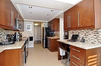 PH15 - 211 St Patrick St, Condo with 2 bedrooms, 2 bathrooms and 2 parking in Toronto ON | Image 3