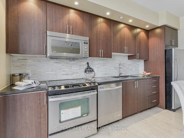 PH16 - 372 Highway 7, Condo with 3 bedrooms, 3 bathrooms and 1 parking in Richmond Hill ON | Image 25