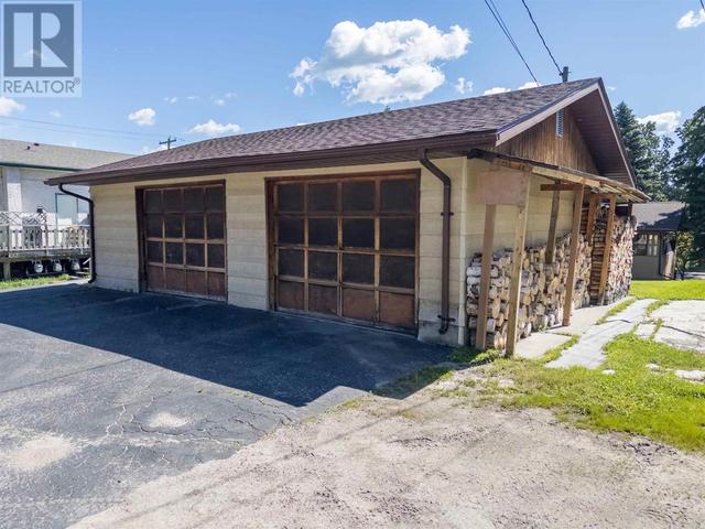 606 3 Rd Ave S, House detached with 3 bedrooms, 2 bathrooms and null parking in Kenora ON | Image 43