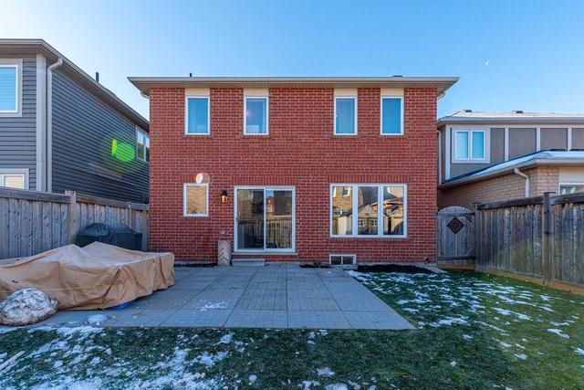 909 Minchin Way, House detached with 3 bedrooms, 3 bathrooms and 2 parking in Milton ON | Image 24